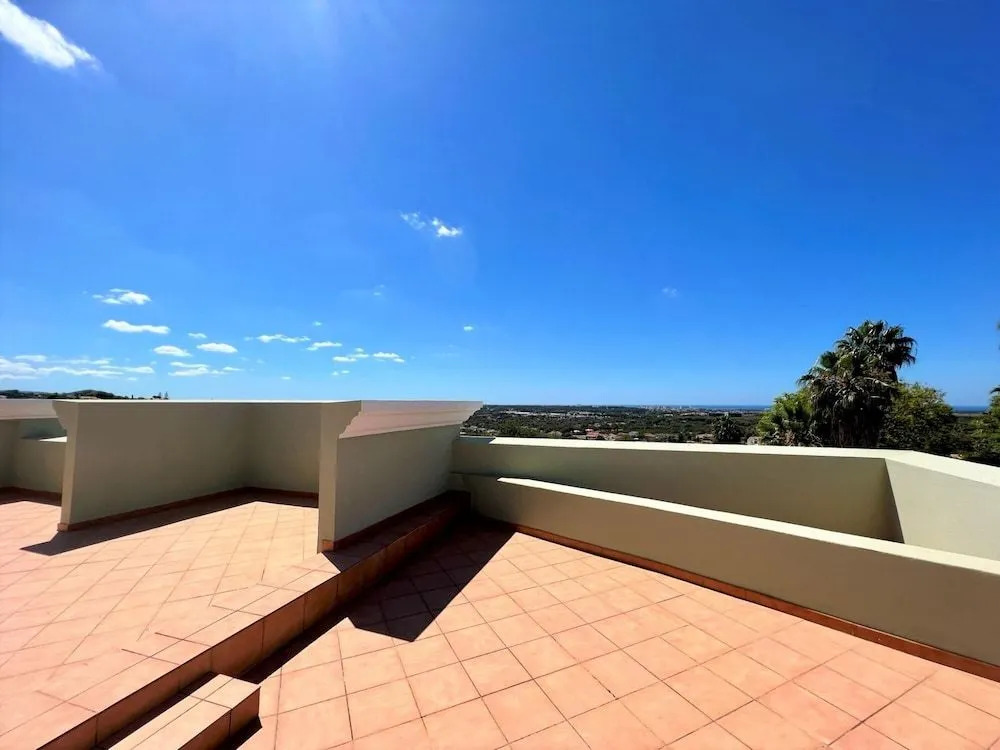 Boliqueime Amazing Villa With Pool by Homing