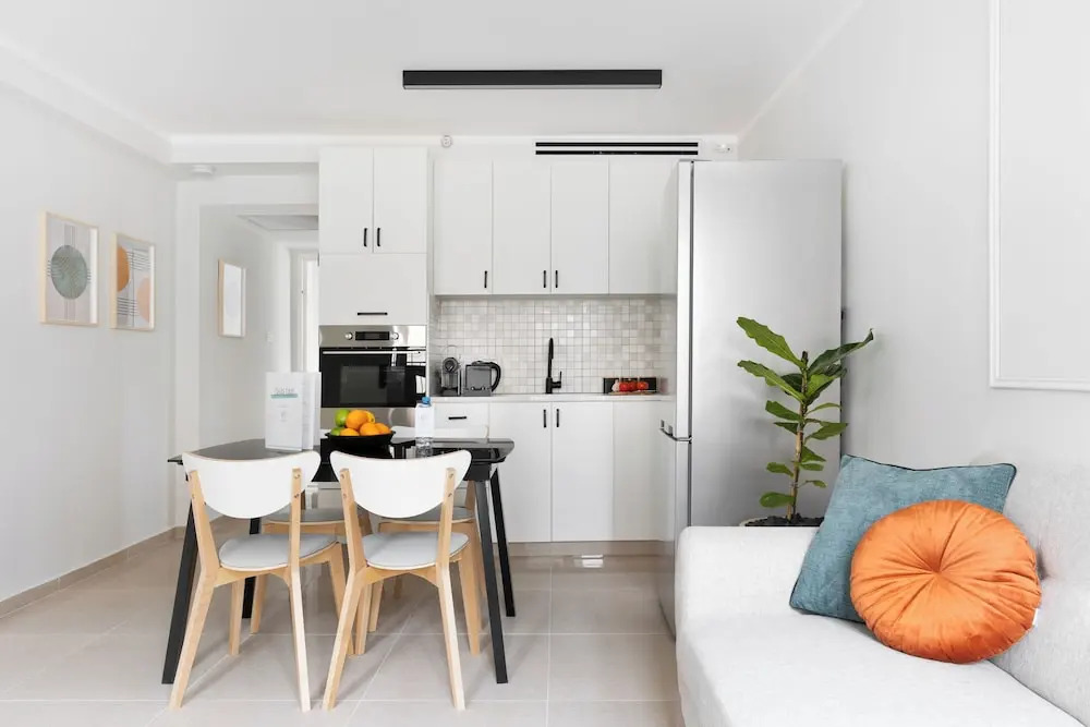 ALMA City Center Classical Apartments by HOMY