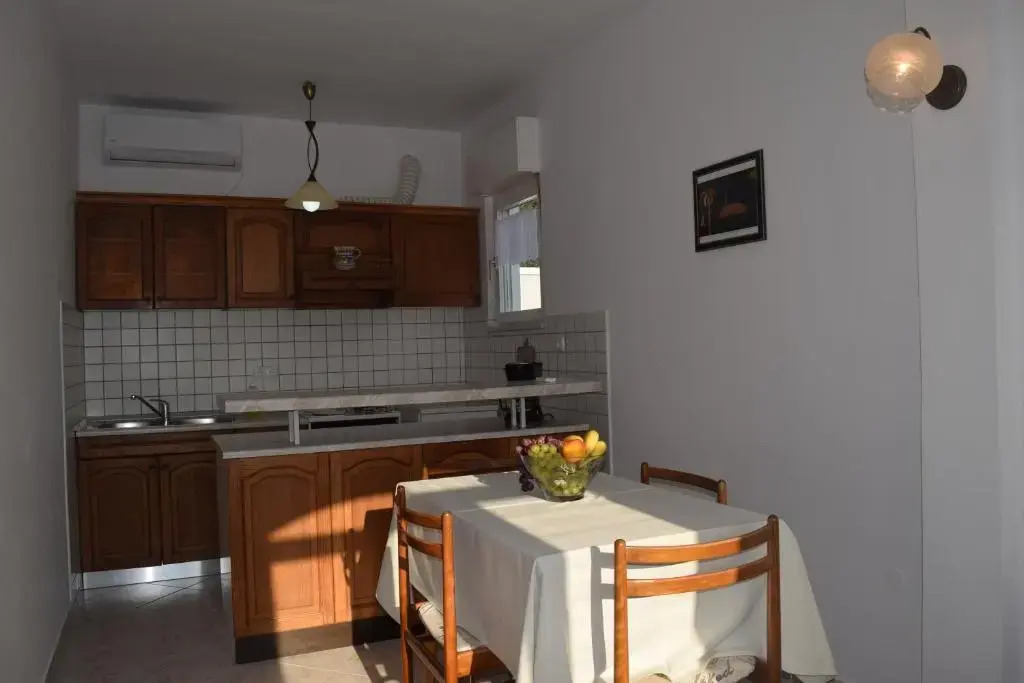 Apartmani Anđela i Mladen Debelić