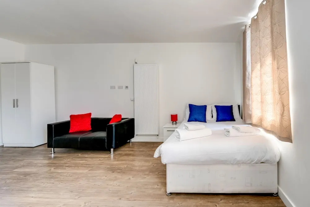 Stylish And Sleek Studio In Liverpool