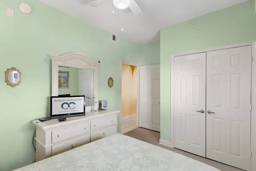 Maresol 310 Bayfront 3BR Condo, Sunset Views, Jetted Tub & Pool