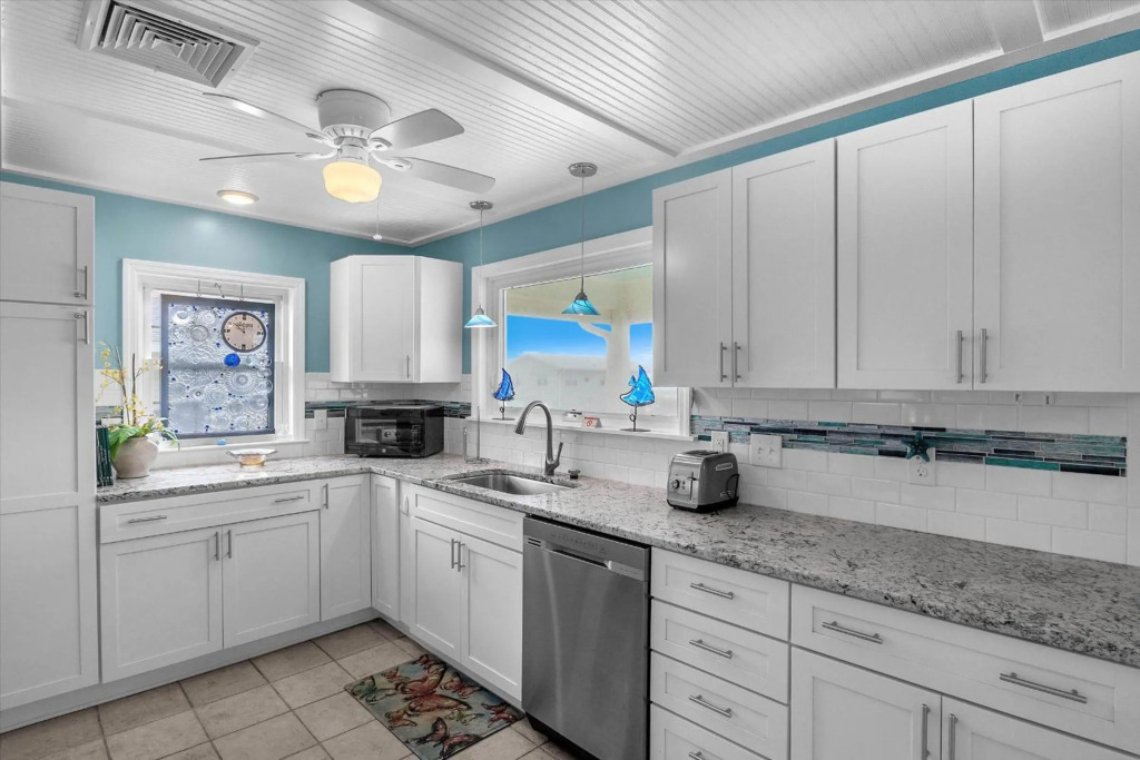 Allegra by Oak Island Accommodations