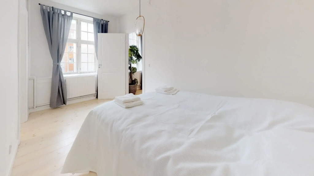 ★189m2 NEW Luxury Apt - City Central★PROF Cleaning