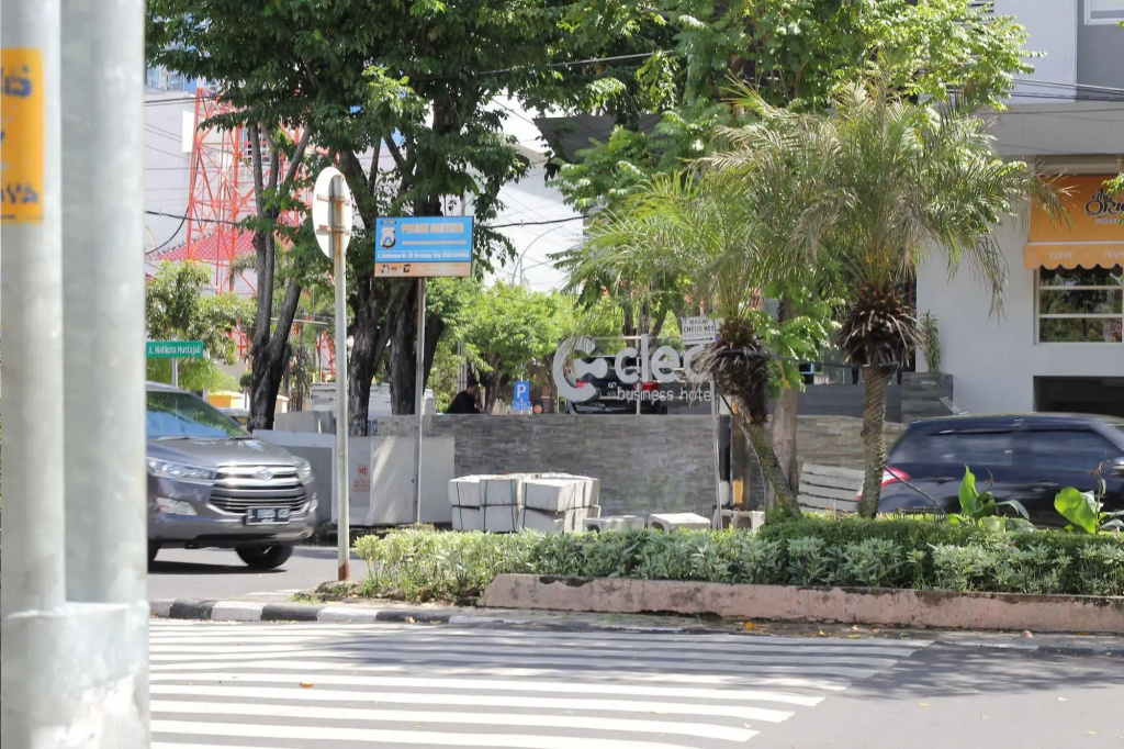 Cleo Balaikota Surabaya
