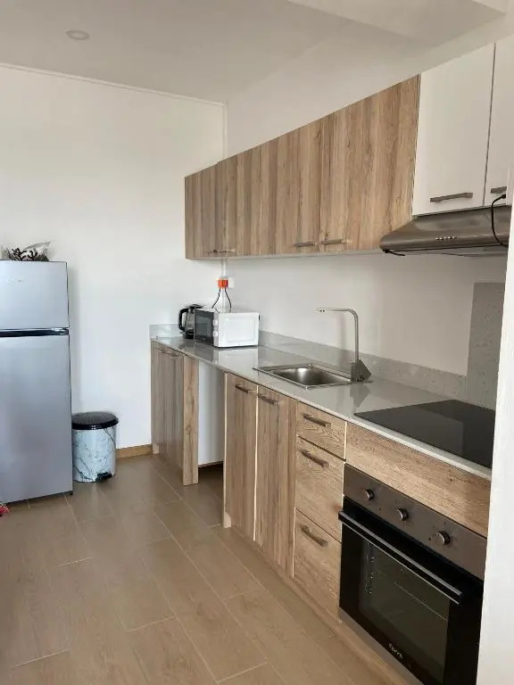 Coral Terrace 16