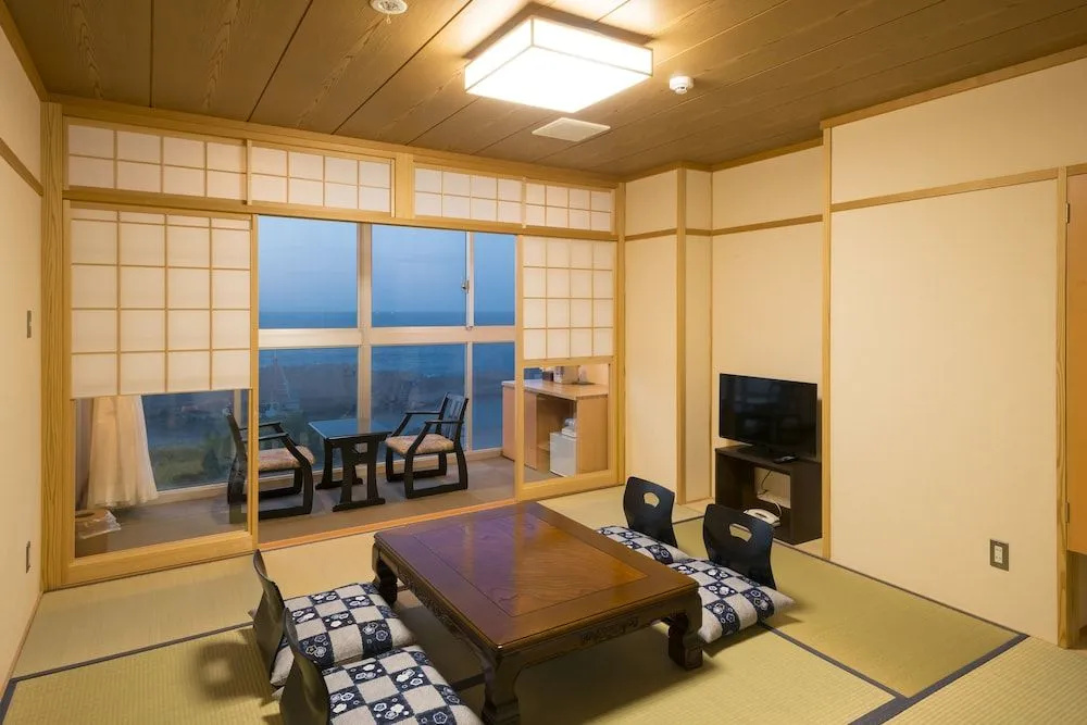 Takasusou