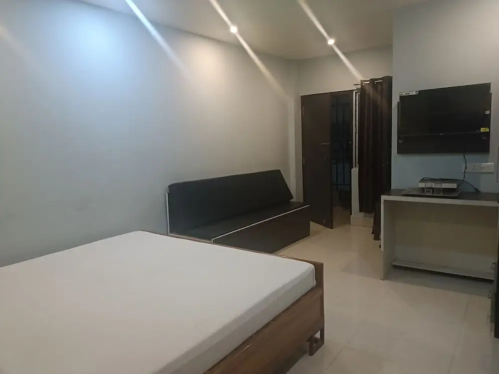 Hotel Royal Residency
