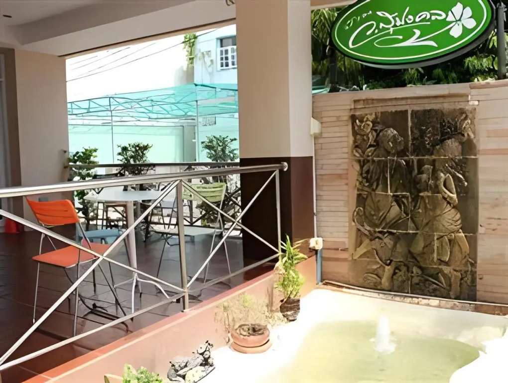 Baan Vor. Sumongkol Service Apartment