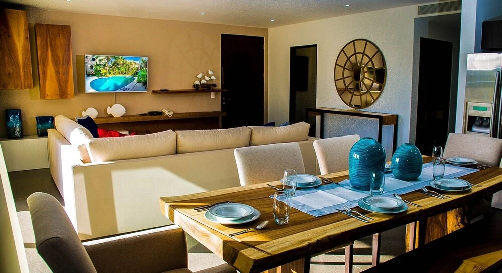 Del Viento Vaiven Penthouse 28 2 Bedroom Condo