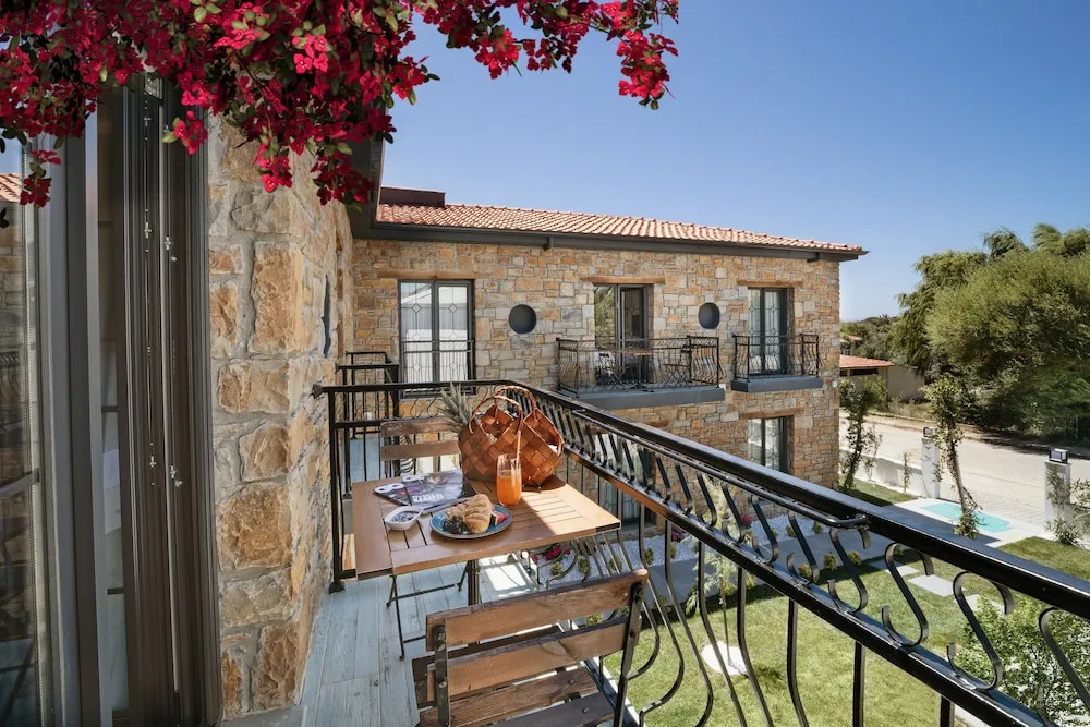 Melitya House