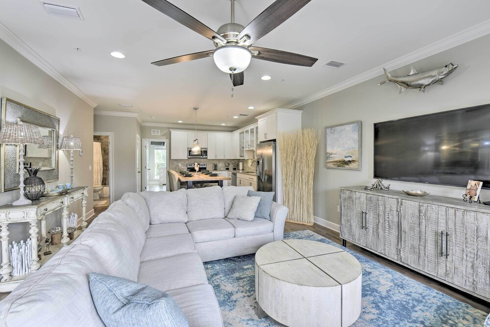 Miramar Beach Townhome w/ Balcony Near Ocean!