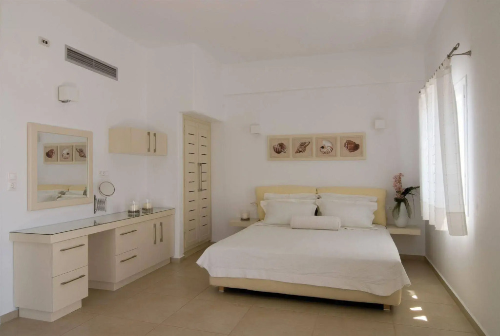Rochari Hotel