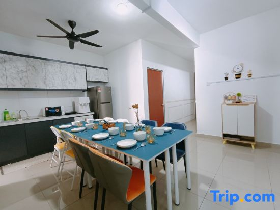 TypeB-10pax-5Bedroom-Balcony-IOICityMall-UKM-C180- Cheras