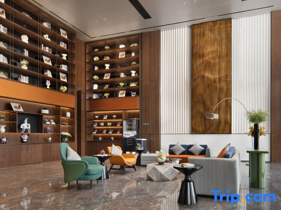 Hampton by Hilton Alxa