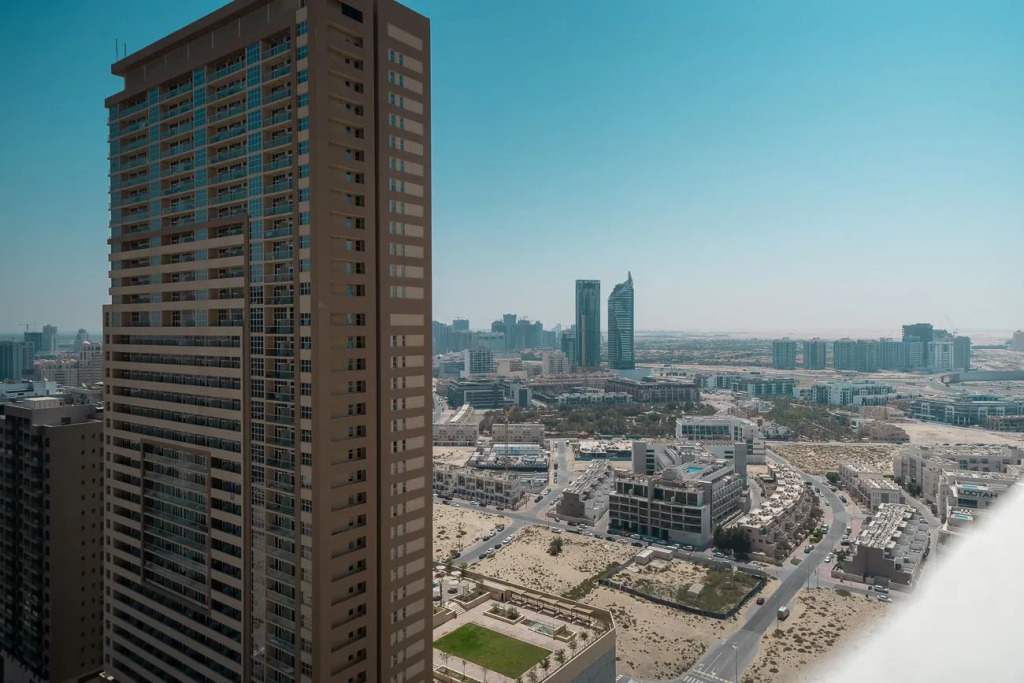 Luxury studio with balcony in Dubai