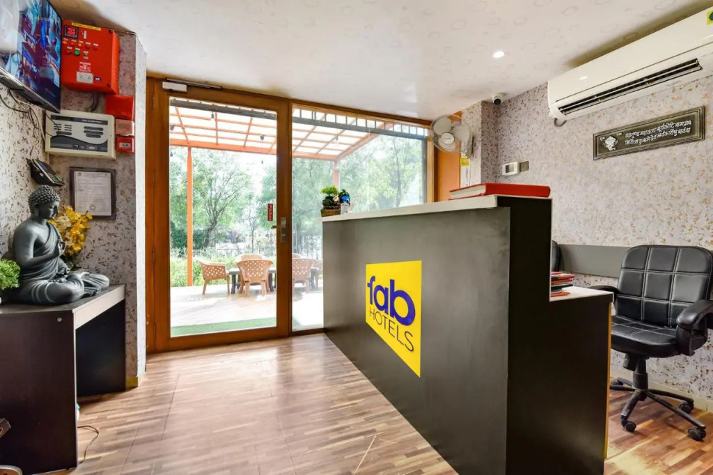 Fabhotel Siddharth Corporate