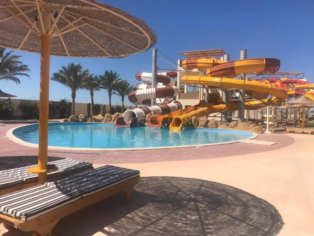 LuxApartment 3BHK At Nubia Aqua Beach Resort