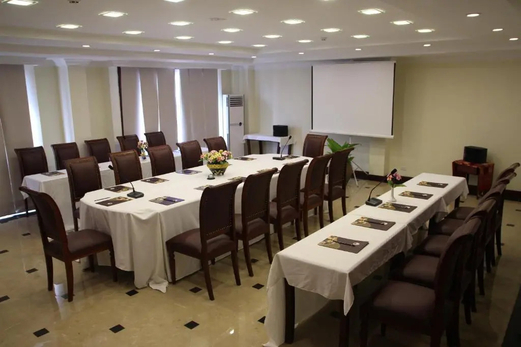 Phasouk Vien Chantra Hotel