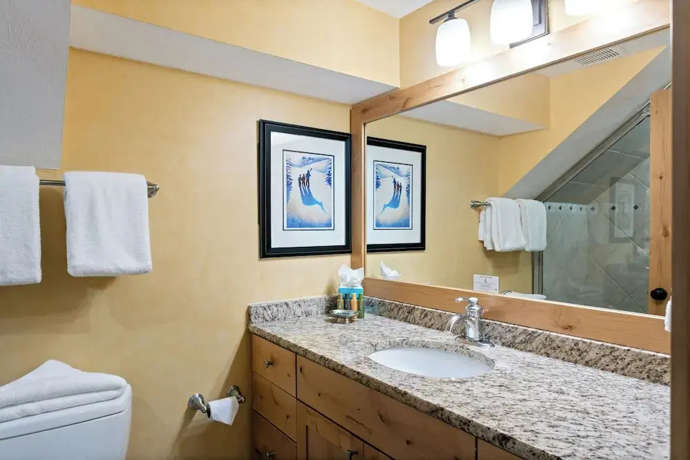 Queen Esther at Deer Valley Resort - Four Bedroom Condo with Hot Tub #2447 4 Condo