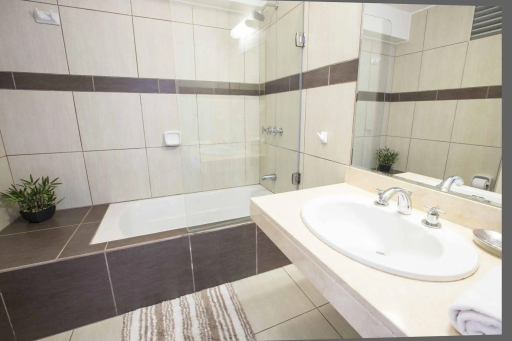 Miraflores Luxury Apartments Alcanfores