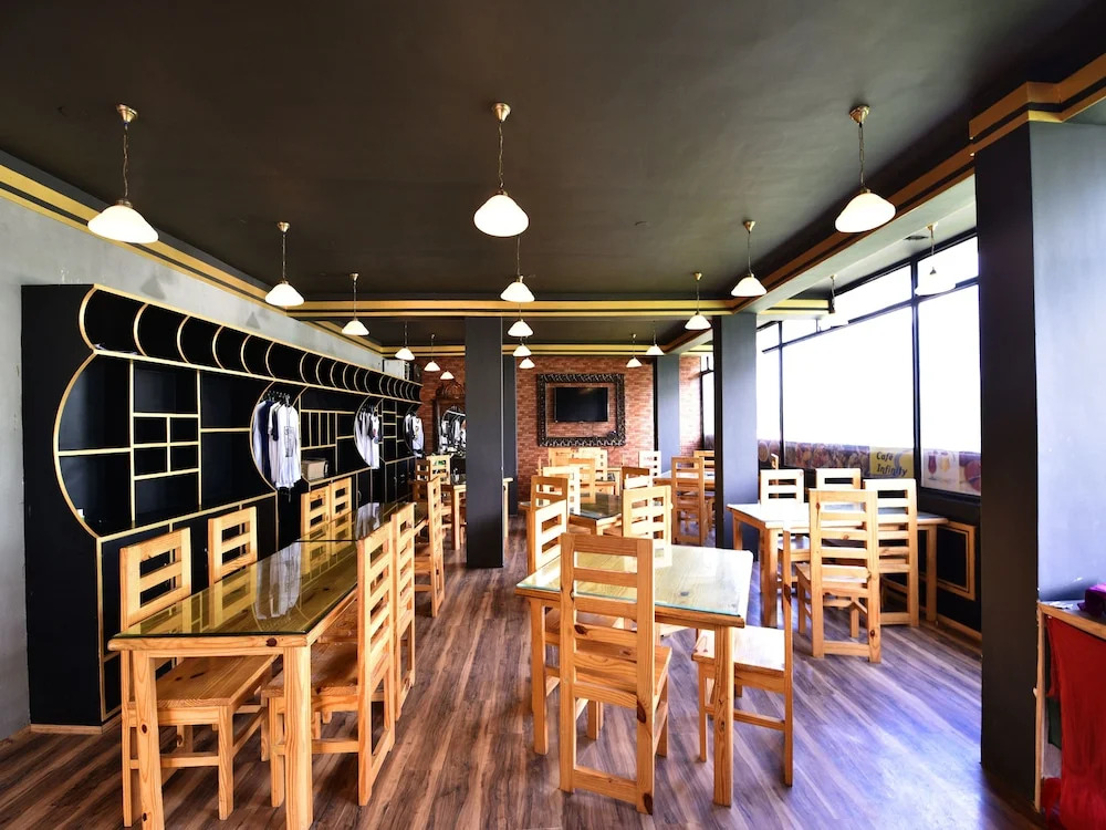 OYO 16361 Heaven On Earth