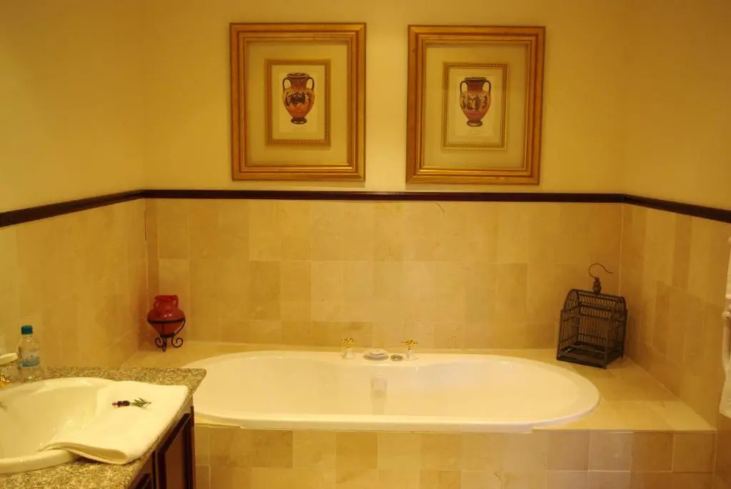 Lyngrove Wines & Guesthouse