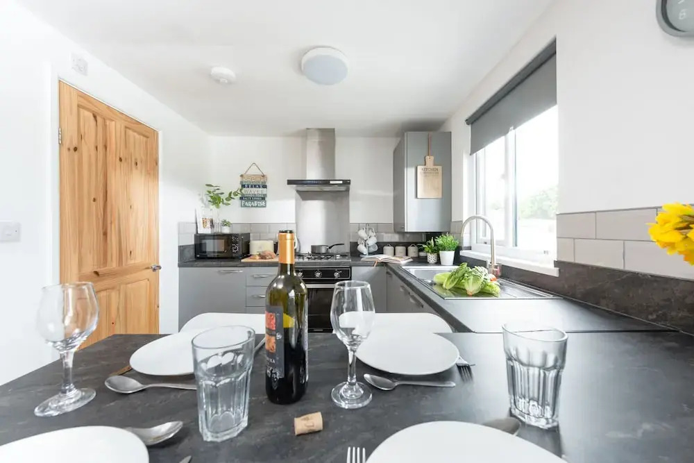 Wheal Rose Lodge