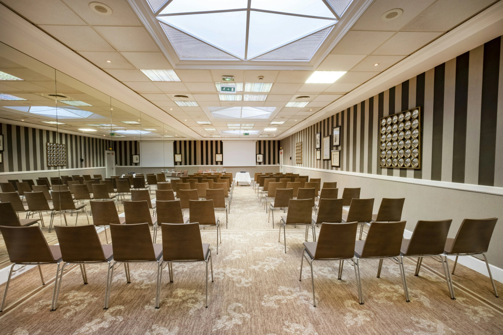 Holiday Inn Nice by IHG