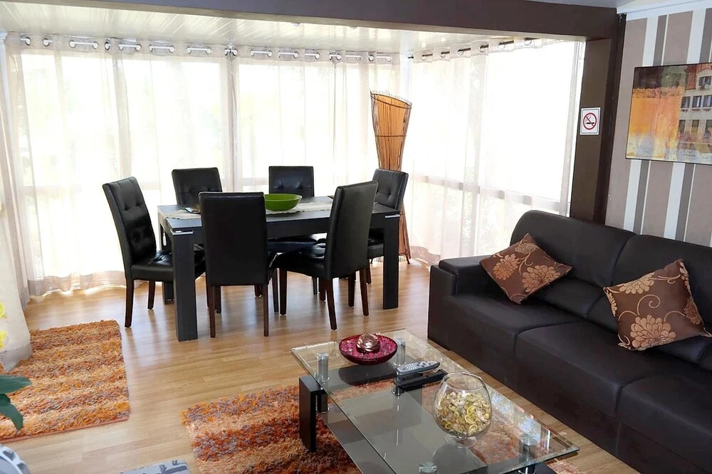 Bungalow With 2 Bedrooms in Quarteira, With Pool Access and Furnished