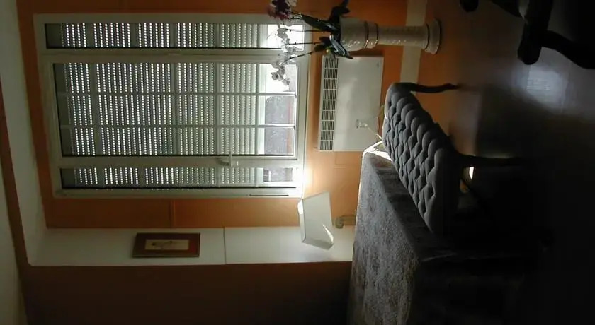 Residence Rousseau
