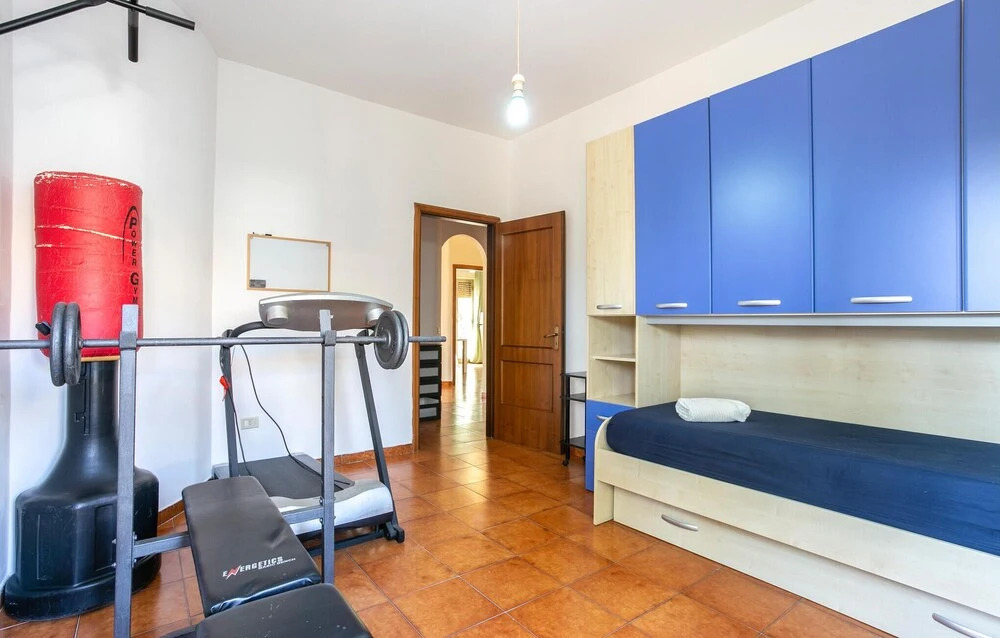 Beautiful Home in Siracusa With Wifi and 3 Bedrooms