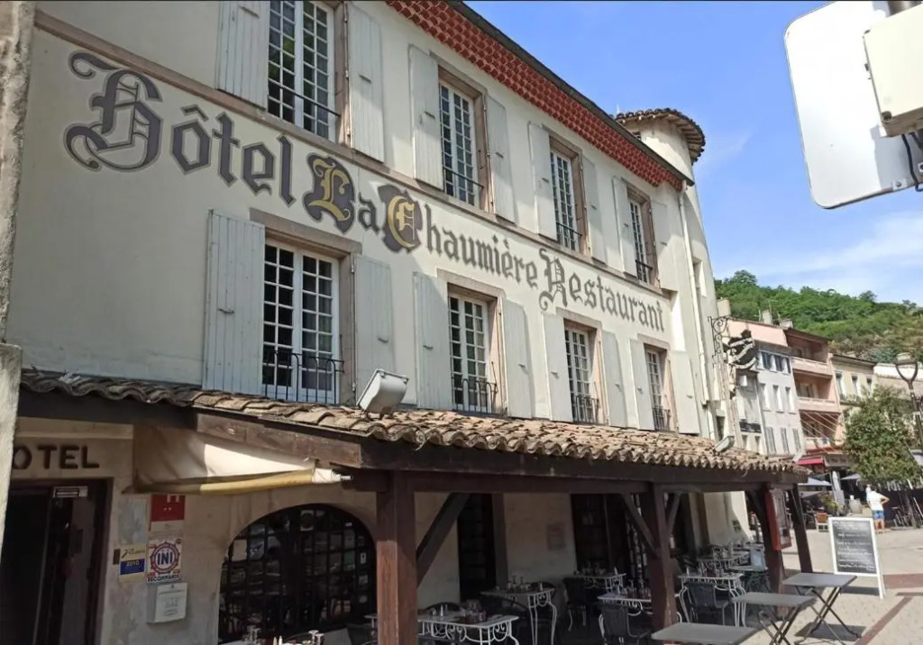 Logis Hotel Restaurant La Chaumière