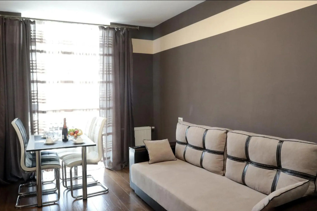 PRO Apartments 1221