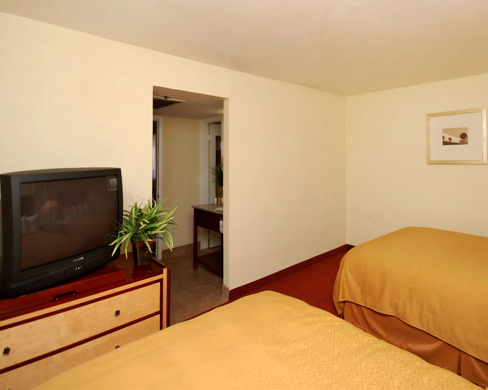 Ramada by Wyndham Tempe Near ASU