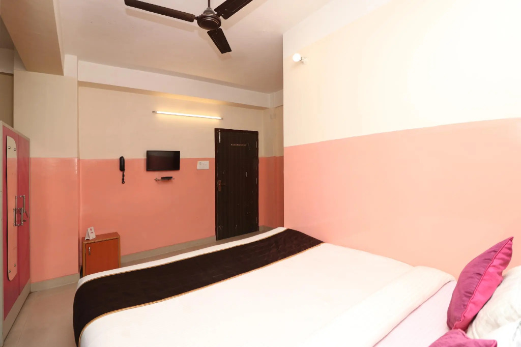 Hotel O Prabha Palace Lodge