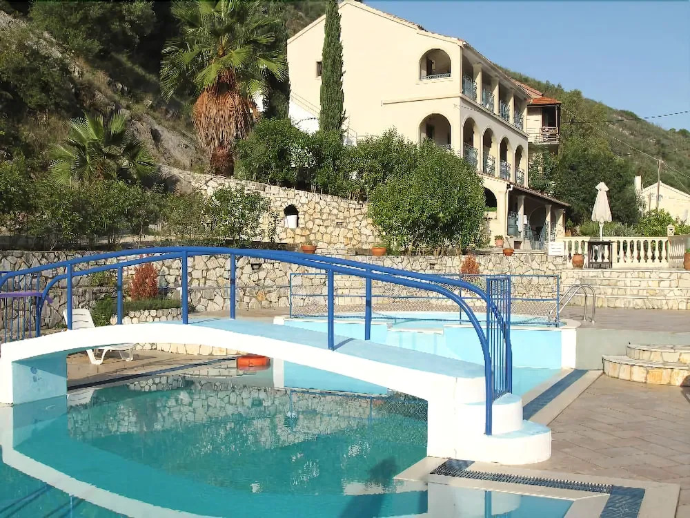 Dimitrios Apartments