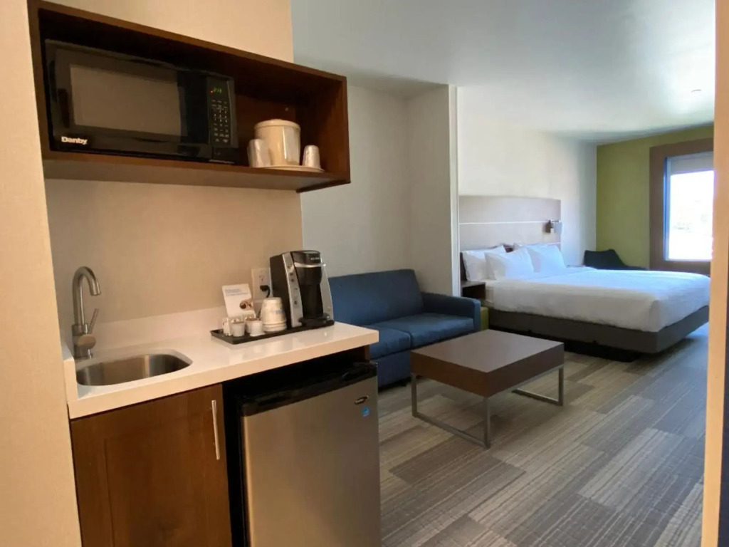 Holiday Inn Express & Suites Beaumont - Oak Valley by IHG