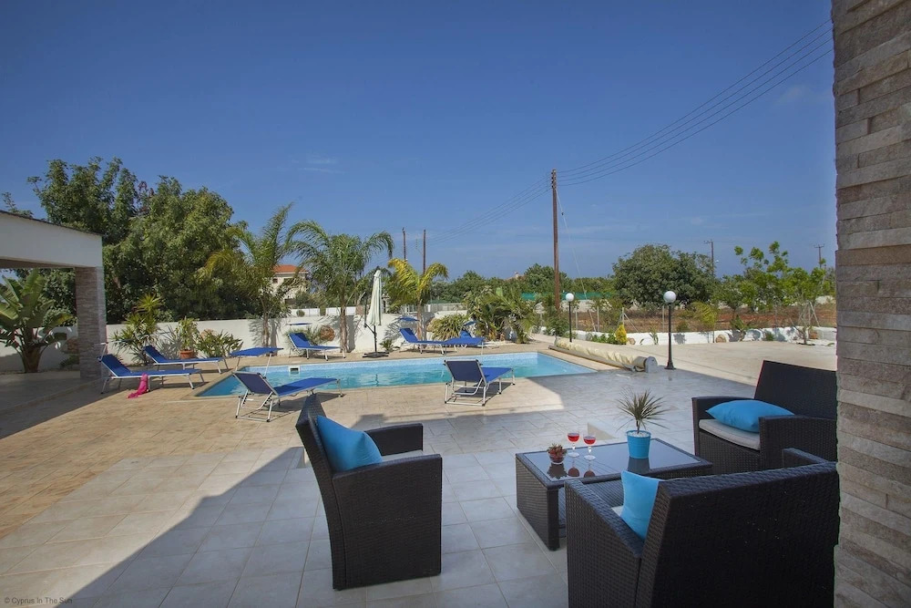 Cyprus Villa Raph Platinum