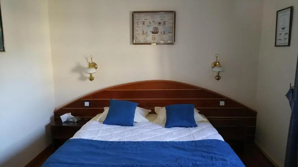 Hotel De La Mer