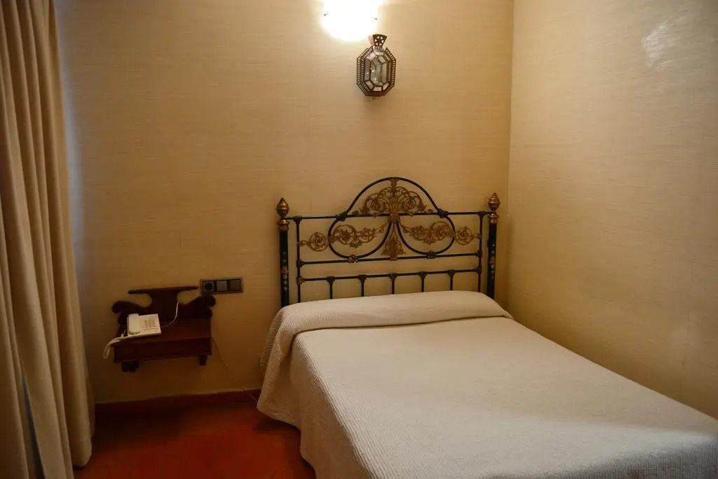 HOSTAL DOÑA JUANA