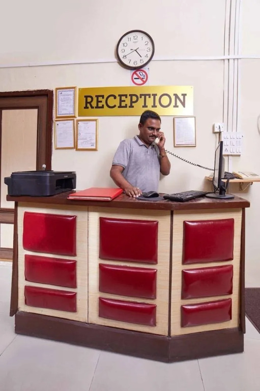 Empire Royale Hotel
