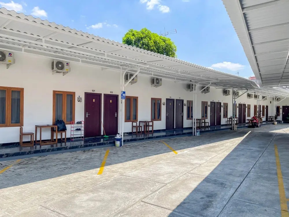 RedDoorz Plus near Alun Alun Kota Blora