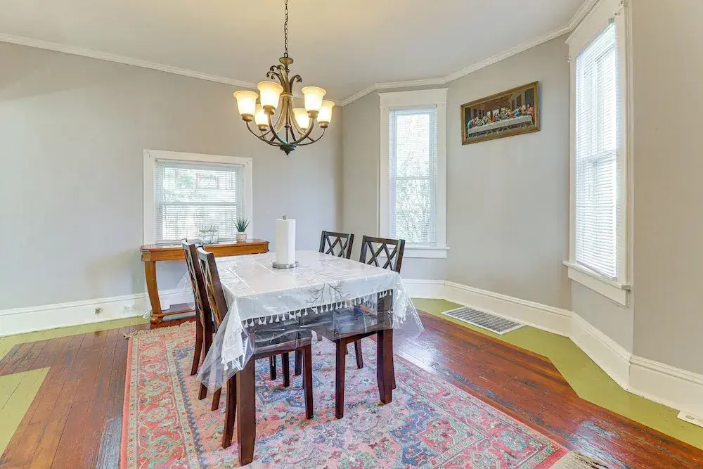 1 Mi to Dtwn & Franciscan University: Home w/ Yard