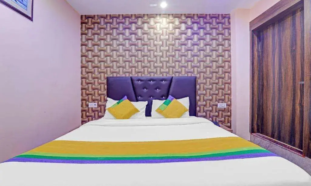 Treebo Trip Hotel Royal Galaxy