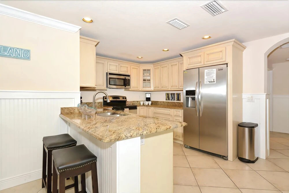 Seagrass Retreat 5 Bedrooms 3 Bathrooms Home