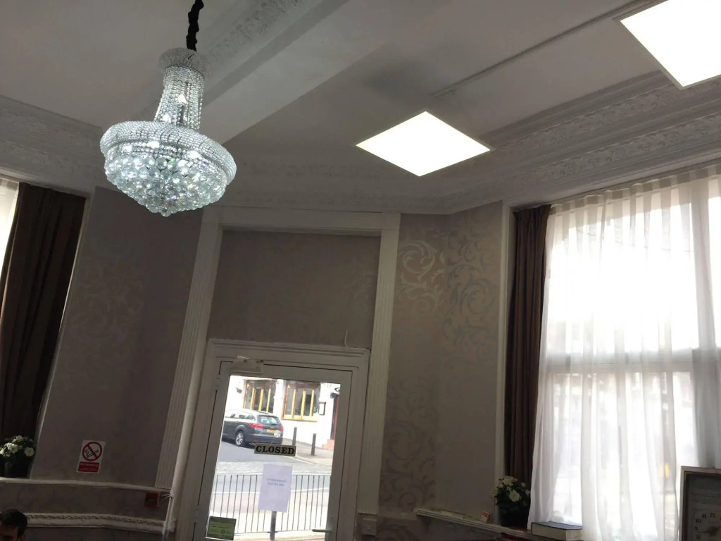 London Shelton Hotel, Finsbury Park