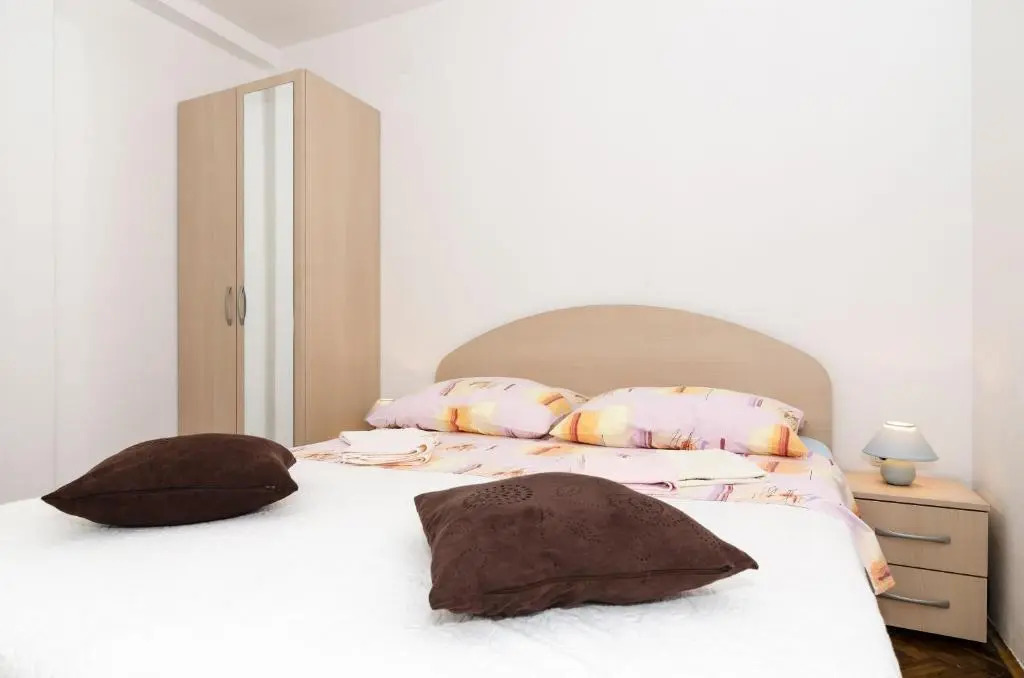 Katarina Rooms