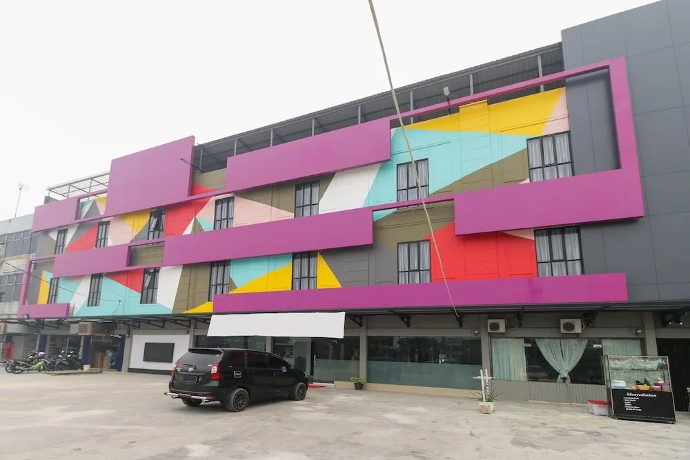 Airy Panam HR Soebrantas KM 8.5 Pekanbaru