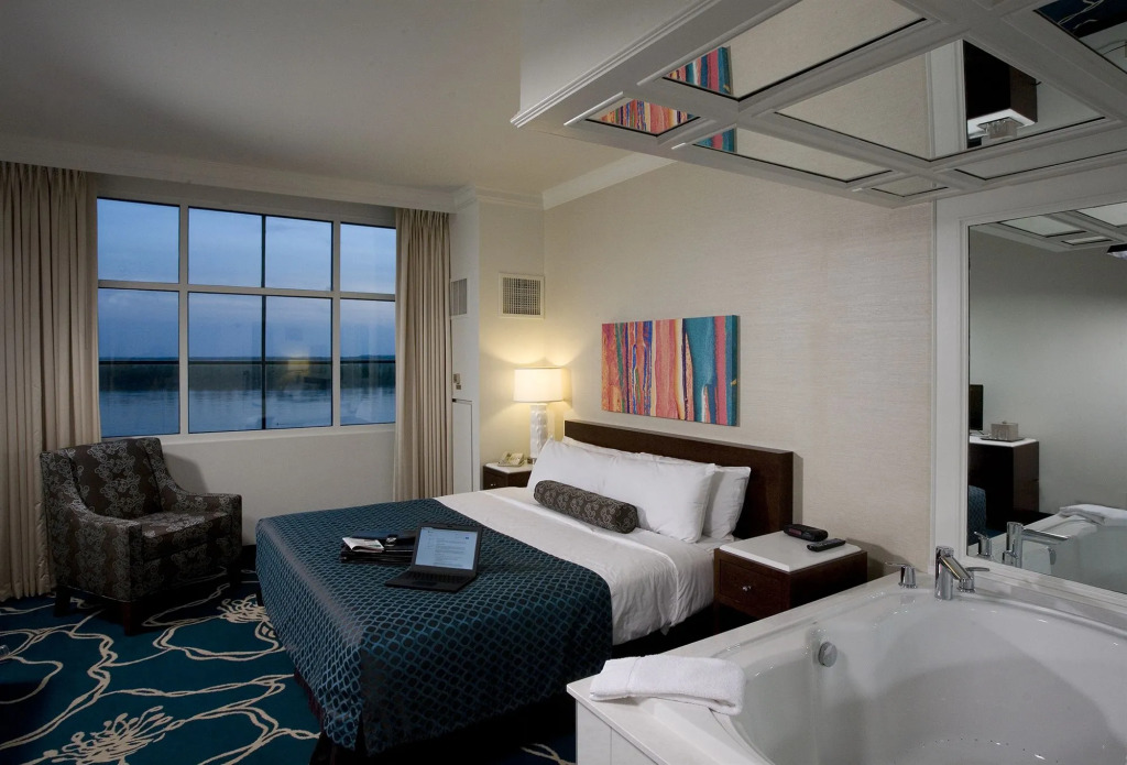 Ballys Evansville Casino & Hotel