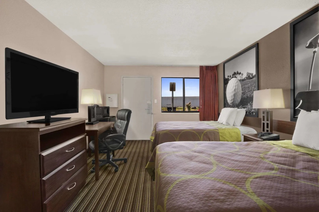Stay Inn & Suites